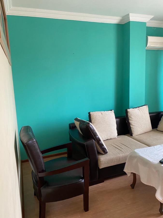 Nina'S Apartment On Gorgasali Batumi Ngoại thất bức ảnh