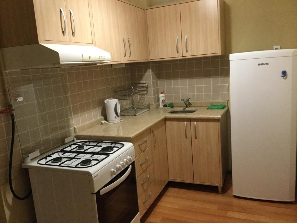 Nina'S Apartment On Gorgasali Batumi Ngoại thất bức ảnh